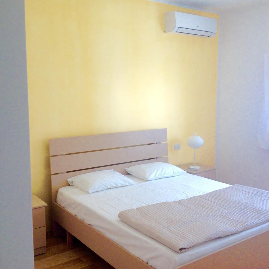 Amberyellowbnb Shkodër Eksteriør billede