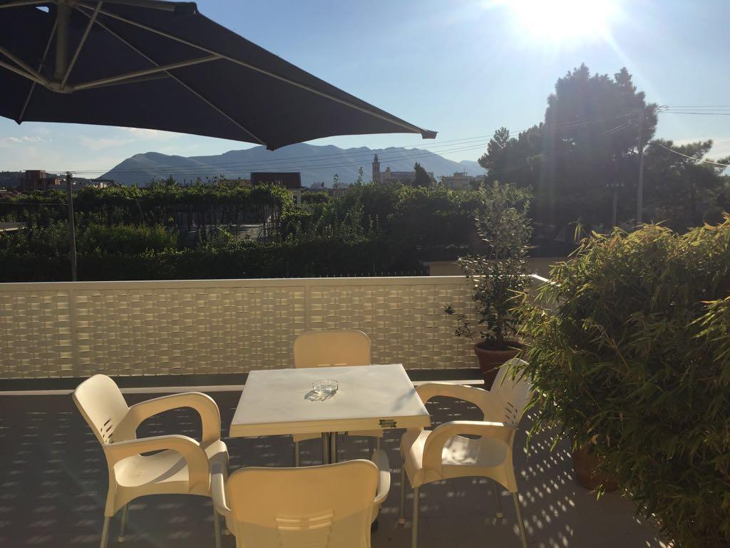 Amberyellowbnb Shkodër Eksteriør billede
